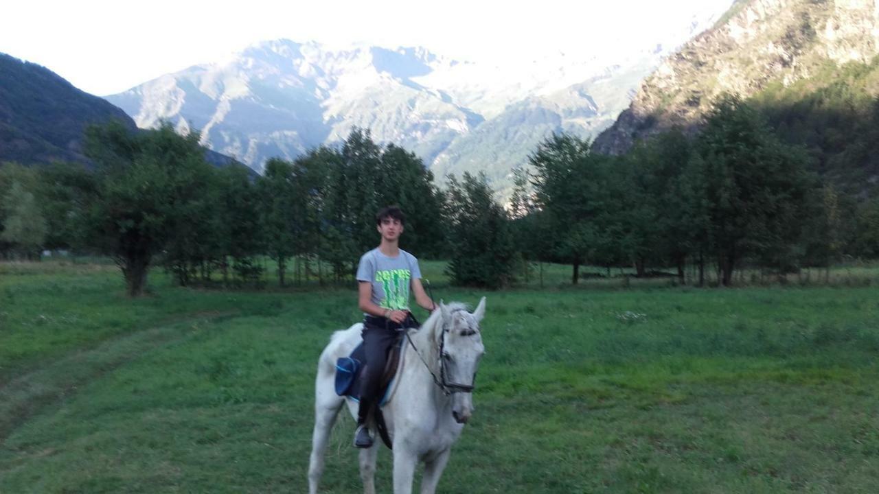 סוסה Agriturismo Al Pra Di Muriet מראה חיצוני תמונה